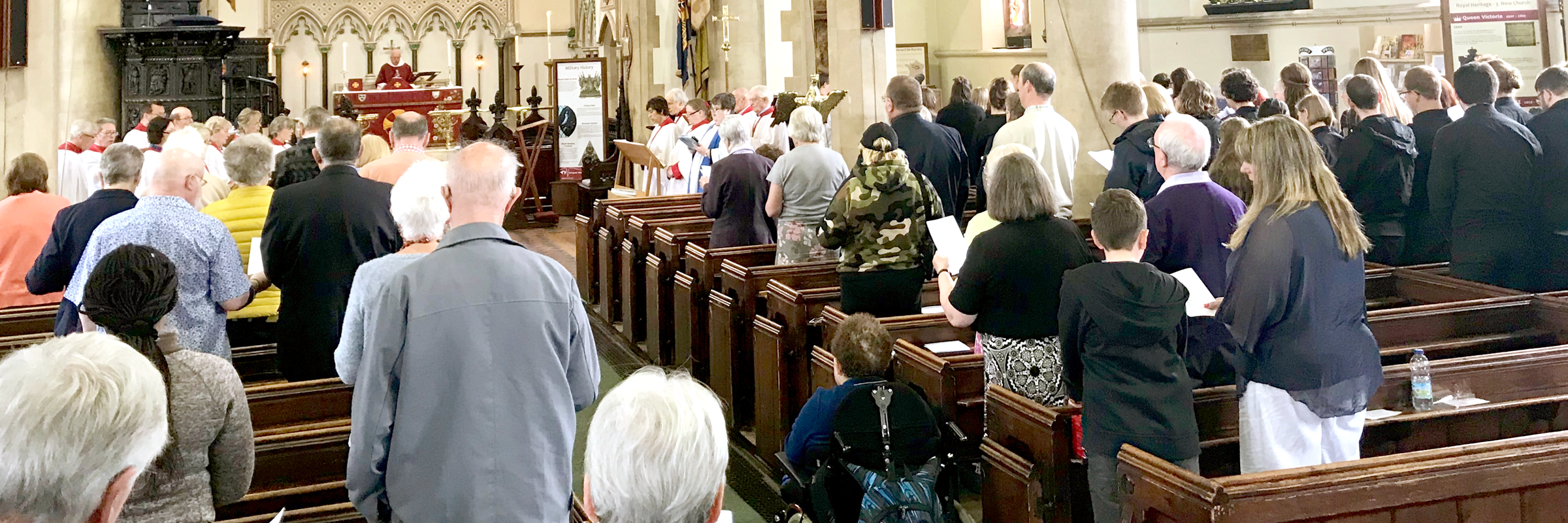 Sunday morning worship (Photo Credit: James Bremridge)